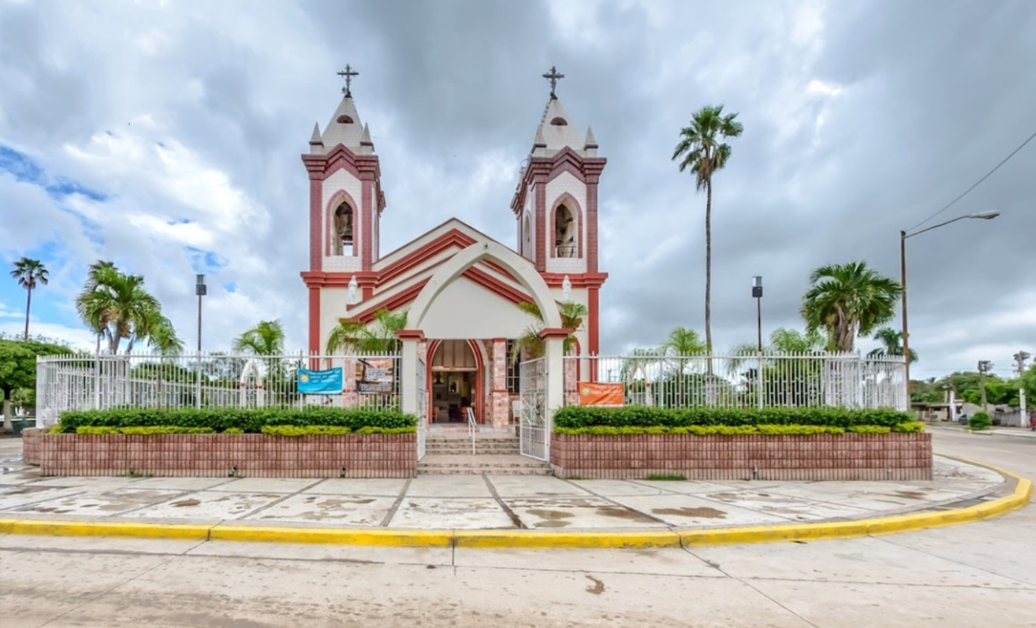 Parroquia Sagrado Corazón de Jesús - Eldorado