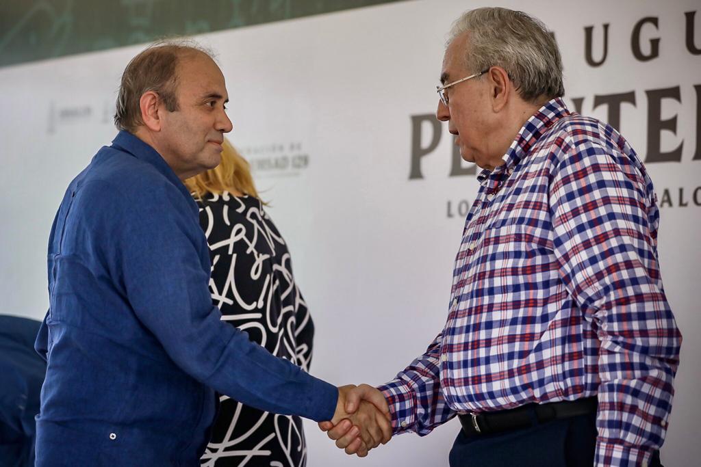autoridades estatales, encabezadas por el gobernador Rubén Rocha Moya, y municipales inauguraron el plantel de Educación Media Superior a Distancia