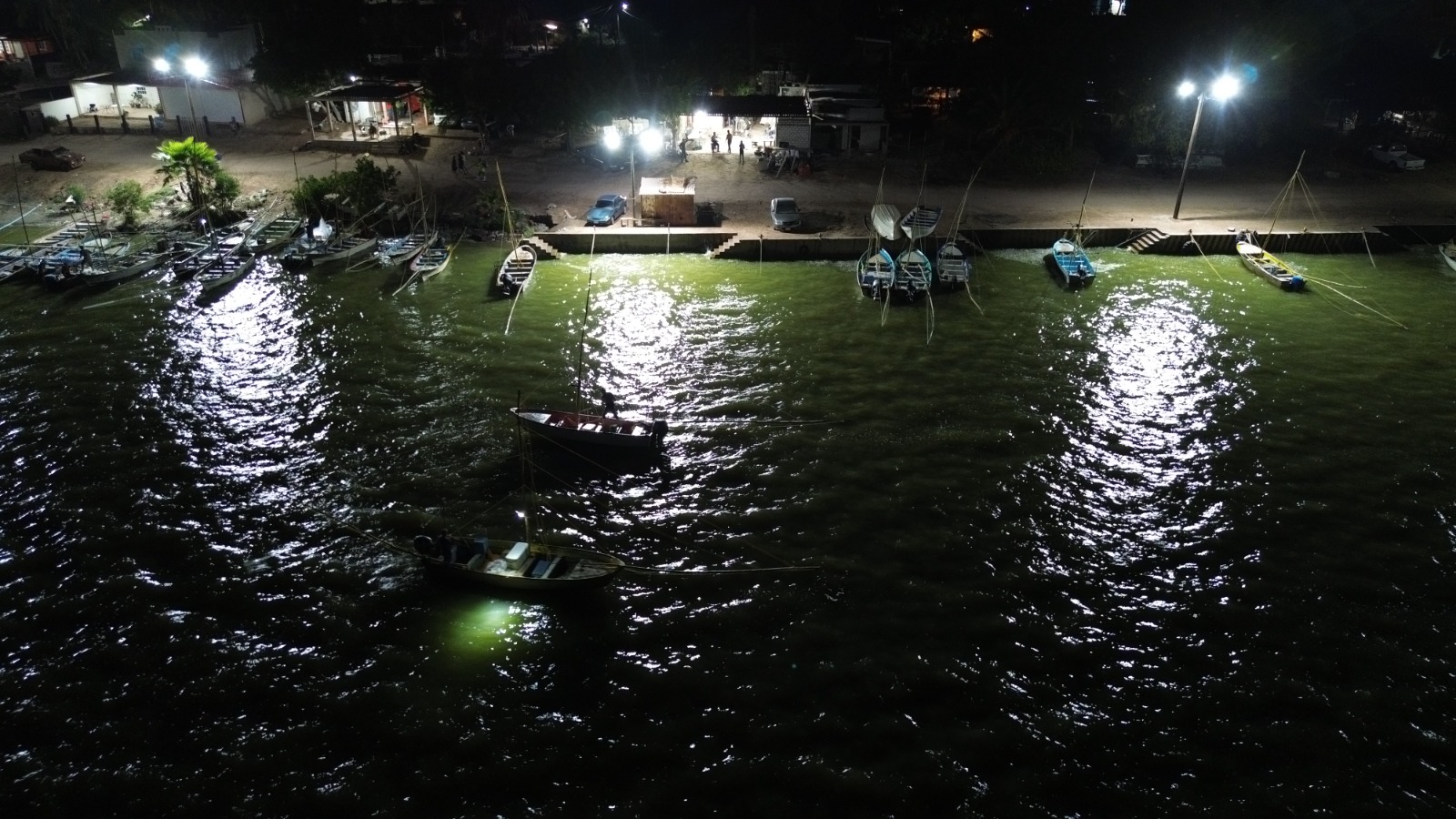 Más de 10 mil pescadores de los sistemas lagunares estuarinos y bahías de los municipios de Ahome, Guasave, Angostura, Navolato, Culiacán y Elota, saldrán en búsqueda del preciado producto.