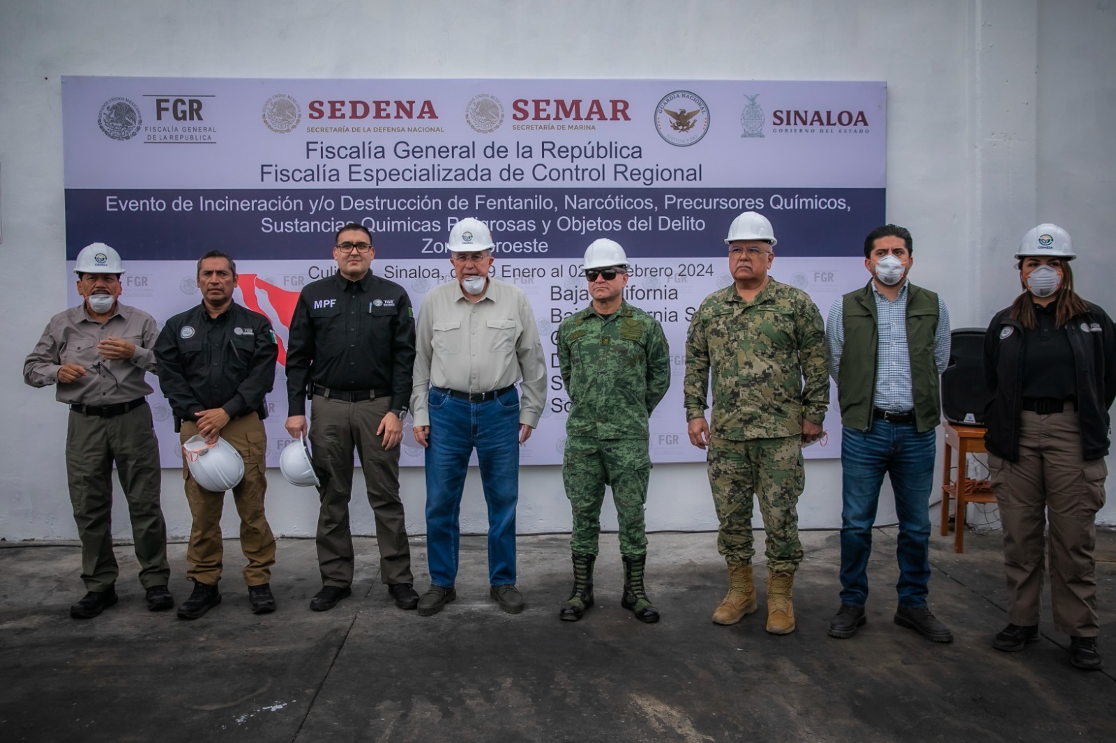 El gobernador de Sinaloa estuvo presente en el evento de Incineración y Destrucción de Narcóticos de la Zona Noroeste del País.