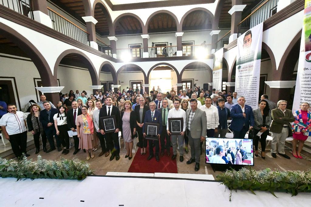 Con la representación del Gobernador, Rubén Rocha Moya, la titular de SEPyC reconoció el aporte de la comunidad científica a la sociedad sinaloense