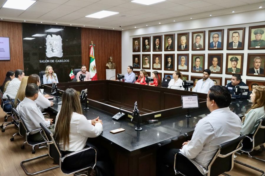 En el evento de instalación, estuvo presente el alcalde José Paz López Elenes y la secretaria ejecutiva del Sipinna Sinaloa, Connie Zazueta Castro